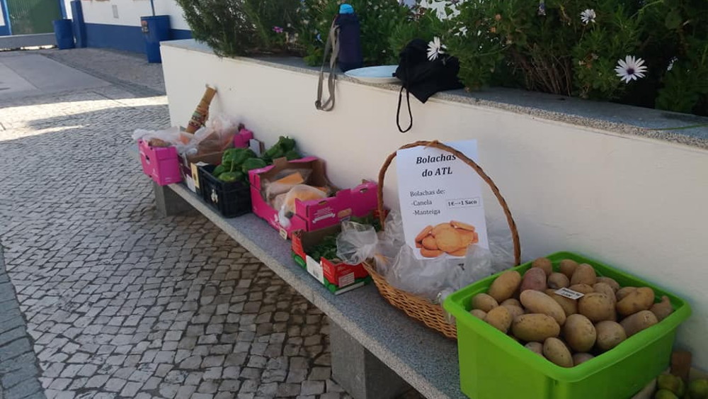 ATL "Ah pois é!" promoveu mercadinho no Largo dos Açougues