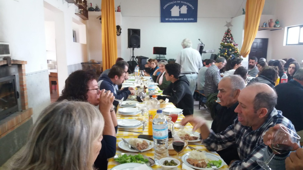 Associação de Moradores de Albergaria organizou Almoço de Natal