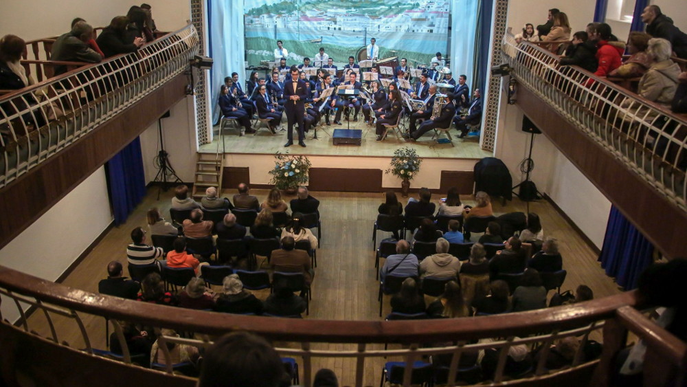 Concerto de ano novo da Pazôa abrilhanta Teatro Pedro Nunes